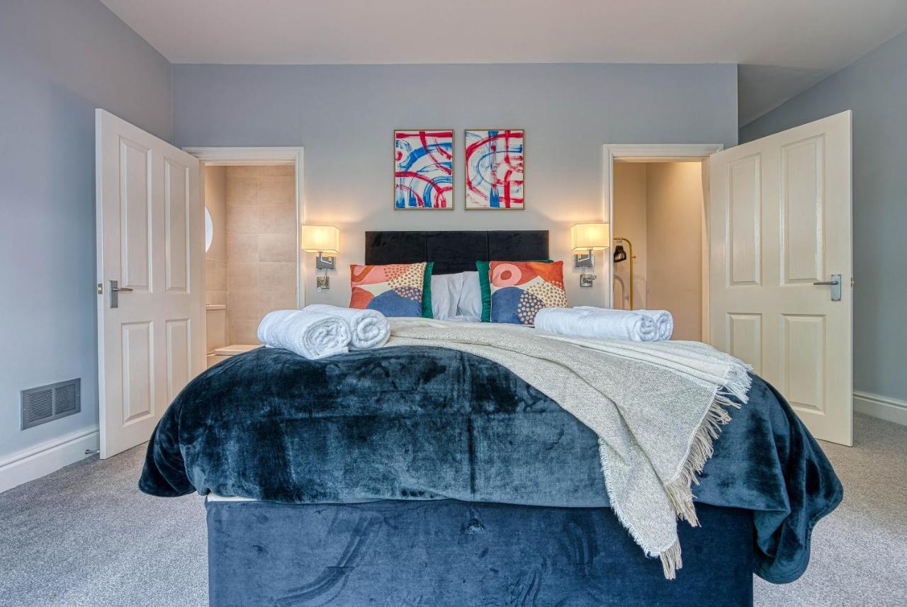 Spacious Nottingham Abode - Sleeps 16 Εξωτερικό φωτογραφία