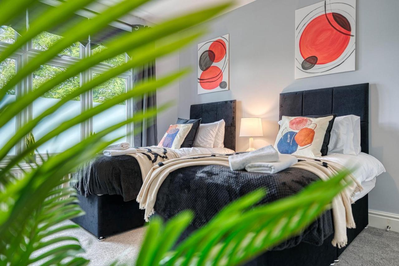 Spacious Nottingham Abode - Sleeps 16 Εξωτερικό φωτογραφία