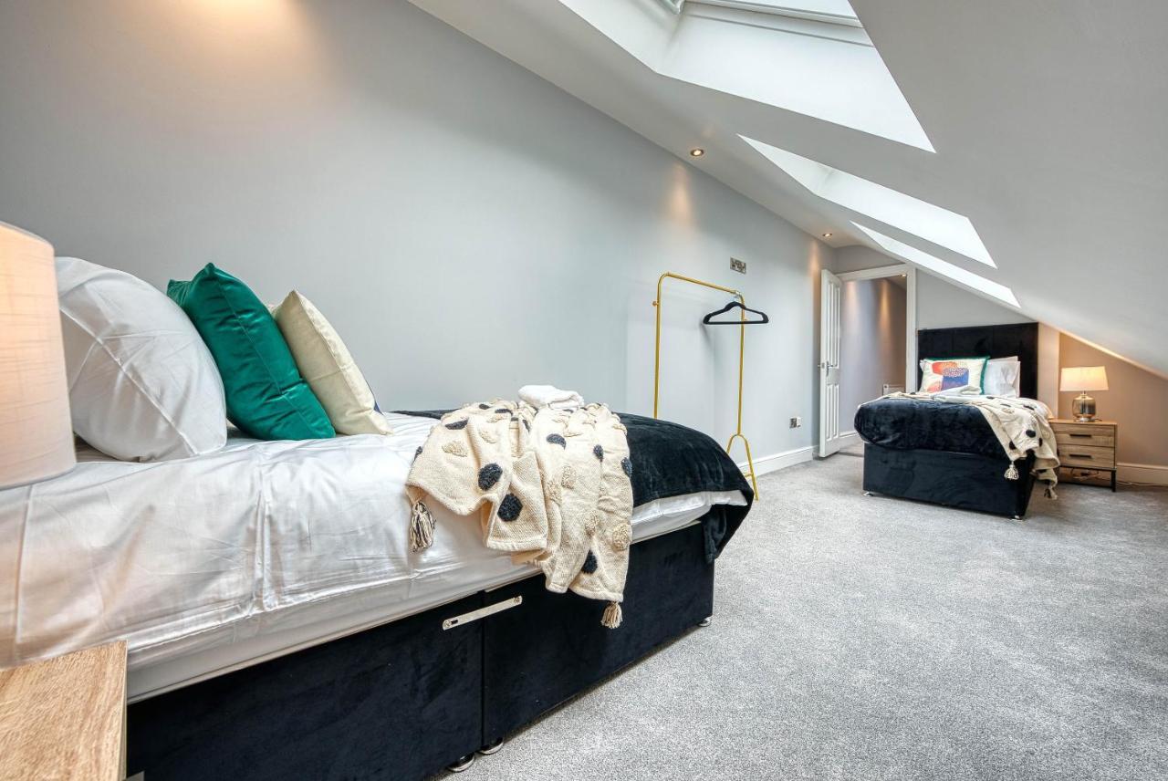 Spacious Nottingham Abode - Sleeps 16 Εξωτερικό φωτογραφία