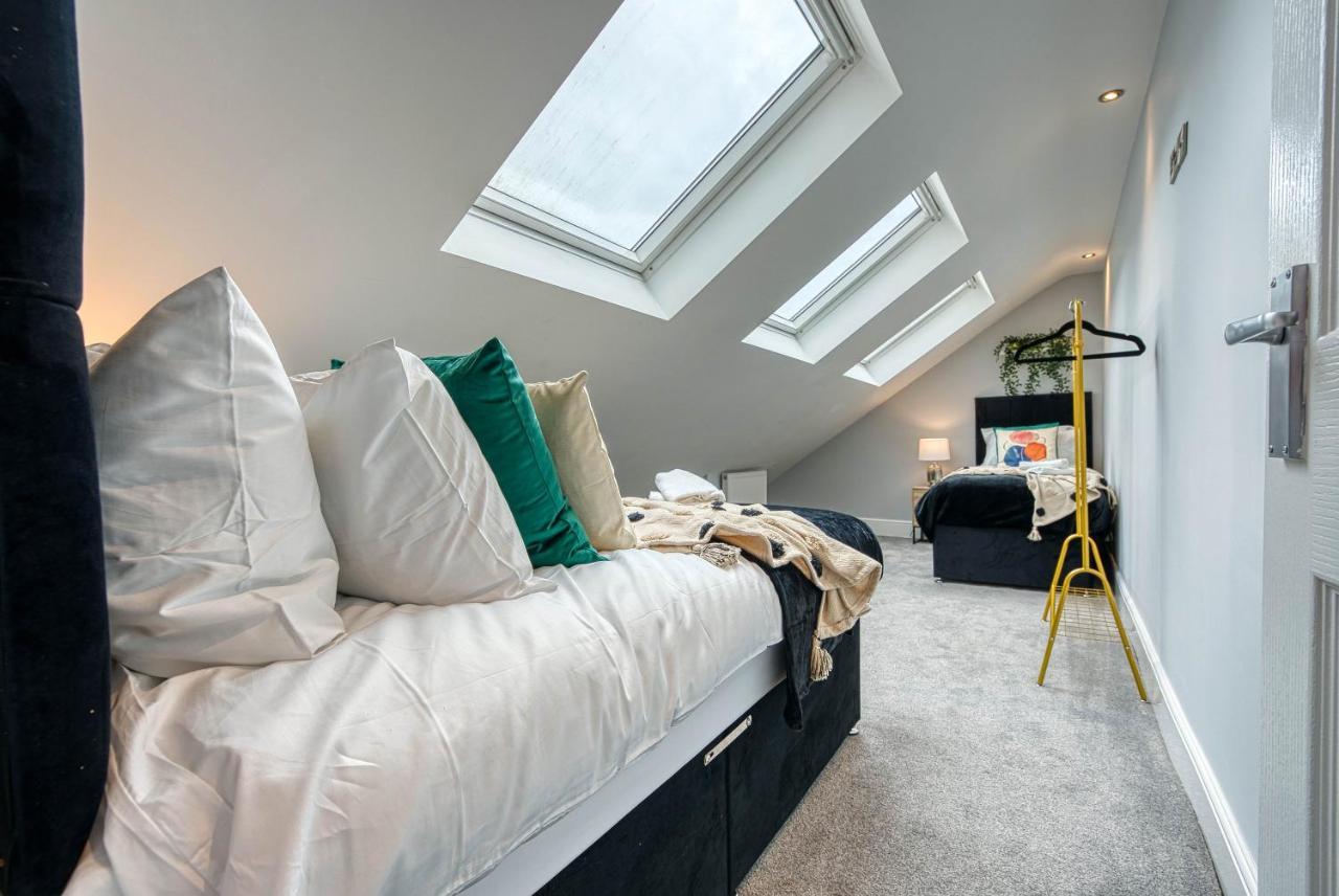 Spacious Nottingham Abode - Sleeps 16 Εξωτερικό φωτογραφία